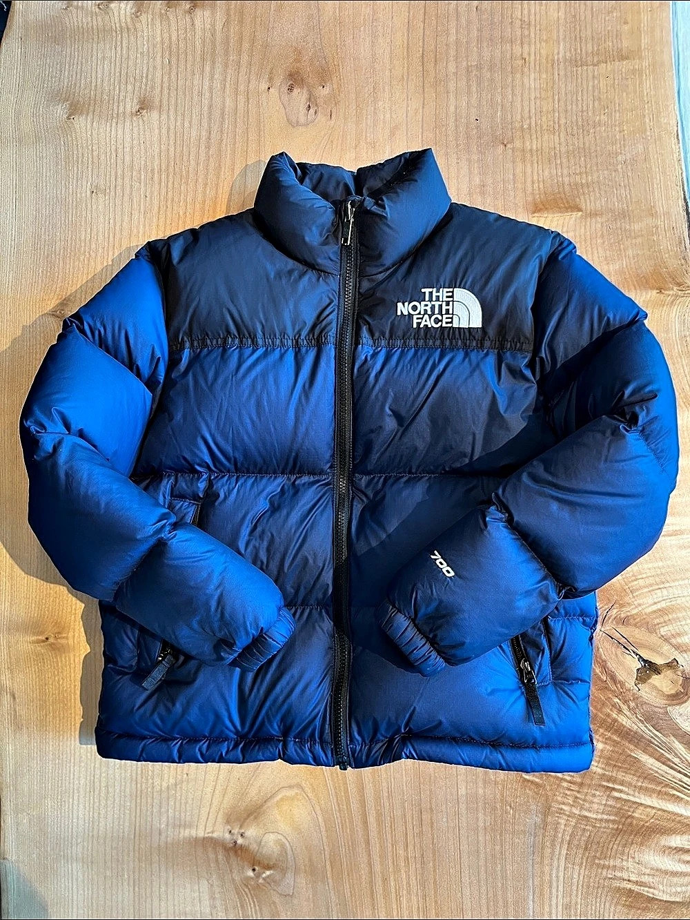 The North Face Teen 1996 Retro Nuptse Jacket Boys Blue Puffer Large